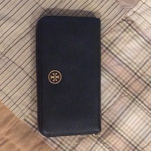 Tory Burch wallet